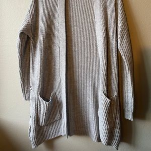 Grey cardigan with lace up side